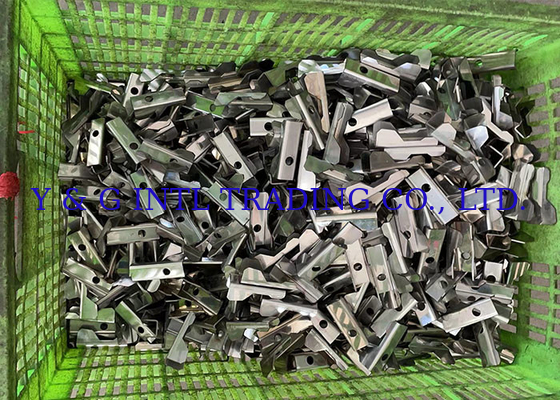 مصاصات المسامير الممترة الممترة ذات اللون المخصصة مع Gr10.9 Grade لB1=1.25d Studs Metric